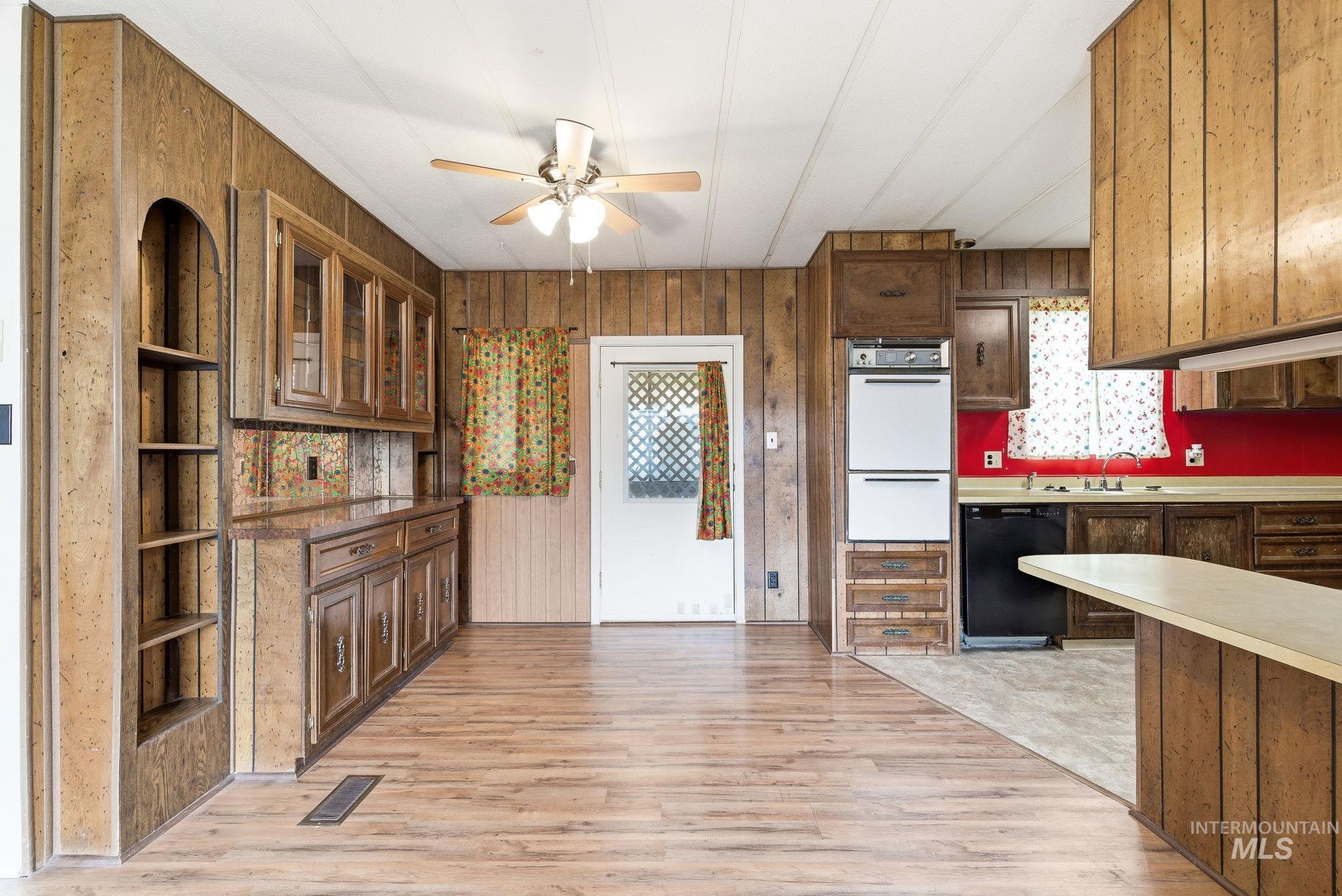 1401 N Midland Blvd, Nampa, Idaho 83651, 3 Bedrooms, 2 Bathrooms, Residential For Sale, Price $89,900,MLS 98985769