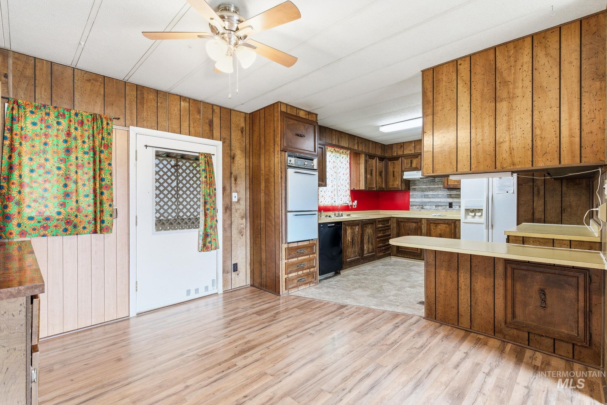 1401 N Midland Blvd, Nampa, Idaho 83651, 3 Bedrooms, 2 Bathrooms, Residential For Sale, Price $89,900,MLS 98985769