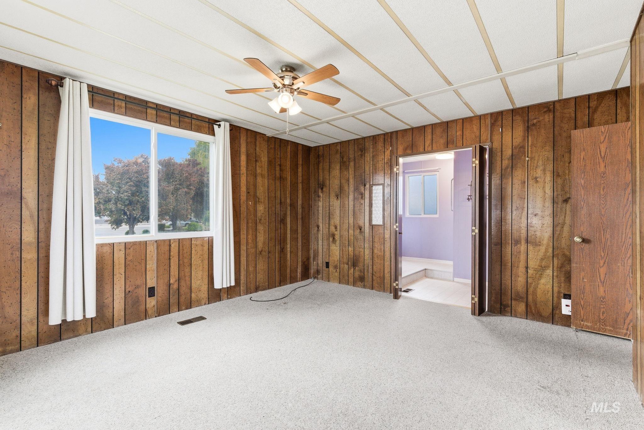 1401 N Midland Blvd, Nampa, Idaho 83651, 3 Bedrooms, 2 Bathrooms, Residential For Sale, Price $89,900,MLS 98985769