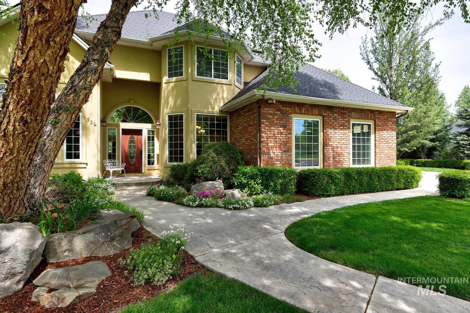 536 W Bogus View Dr, Eagle, Idaho 83616, 3 Bedrooms, 3 Bathrooms, Residential For Sale, Price $1,395,000,MLS 98985770