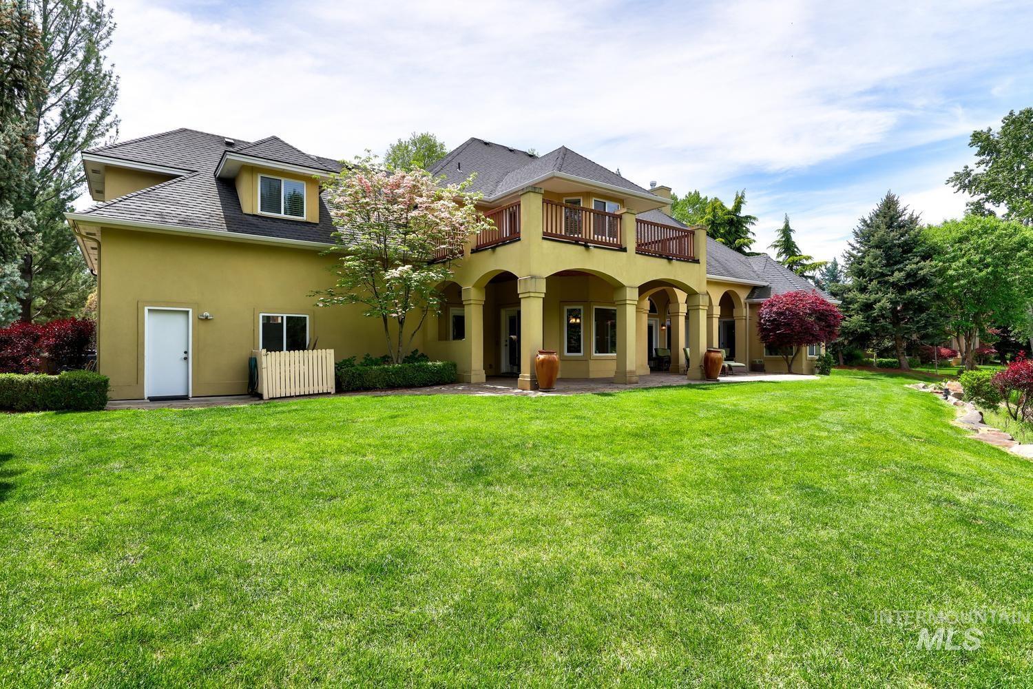 536 W Bogus View Dr, Eagle, Idaho 83616, 3 Bedrooms, 3 Bathrooms, Residential For Sale, Price $1,590,000,MLS 98985770