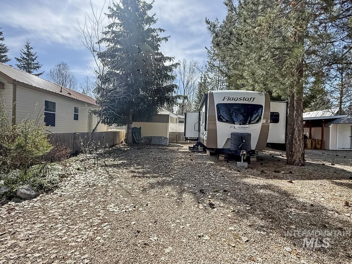 45 A Street, Cascade, Idaho 83611, 1 Bedroom, 1 Bathroom, Residential For Sale, Price $120,000,MLS 98985772
