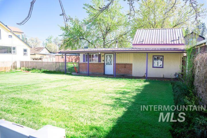 805 1/2 W Richmond St., Boise, Idaho 83706, 3 Bedrooms, 2 Bathrooms, Residential For Sale, Price $429,000,MLS 98985775