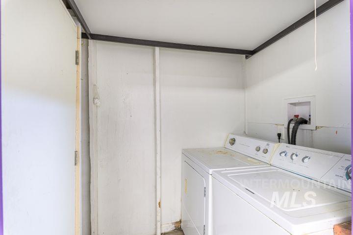 805 1/2 W Richmond St., Boise, Idaho 83706, 3 Bedrooms, 2 Bathrooms, Residential For Sale, Price $429,000,MLS 98985775