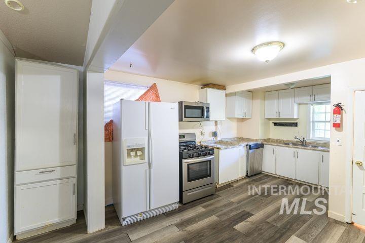 805 1/2 W Richmond St., Boise, Idaho 83706, 3 Bedrooms, 2 Bathrooms, Residential For Sale, Price $429,000,MLS 98985775
