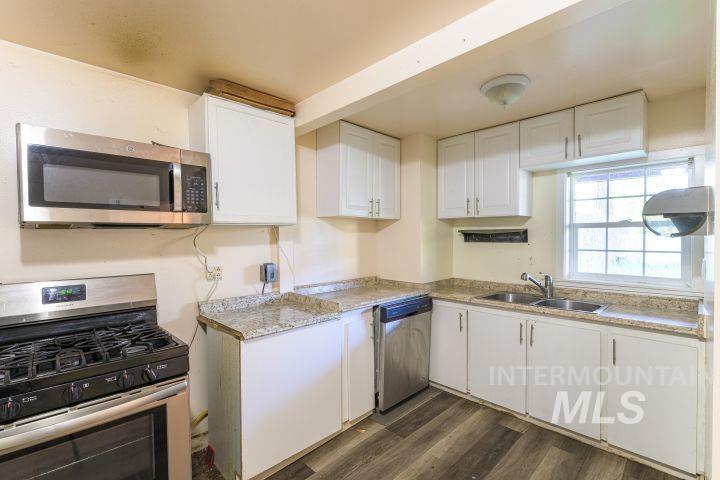 805 1/2 W Richmond St., Boise, Idaho 83706, 3 Bedrooms, 2 Bathrooms, Residential For Sale, Price $429,000,MLS 98985775