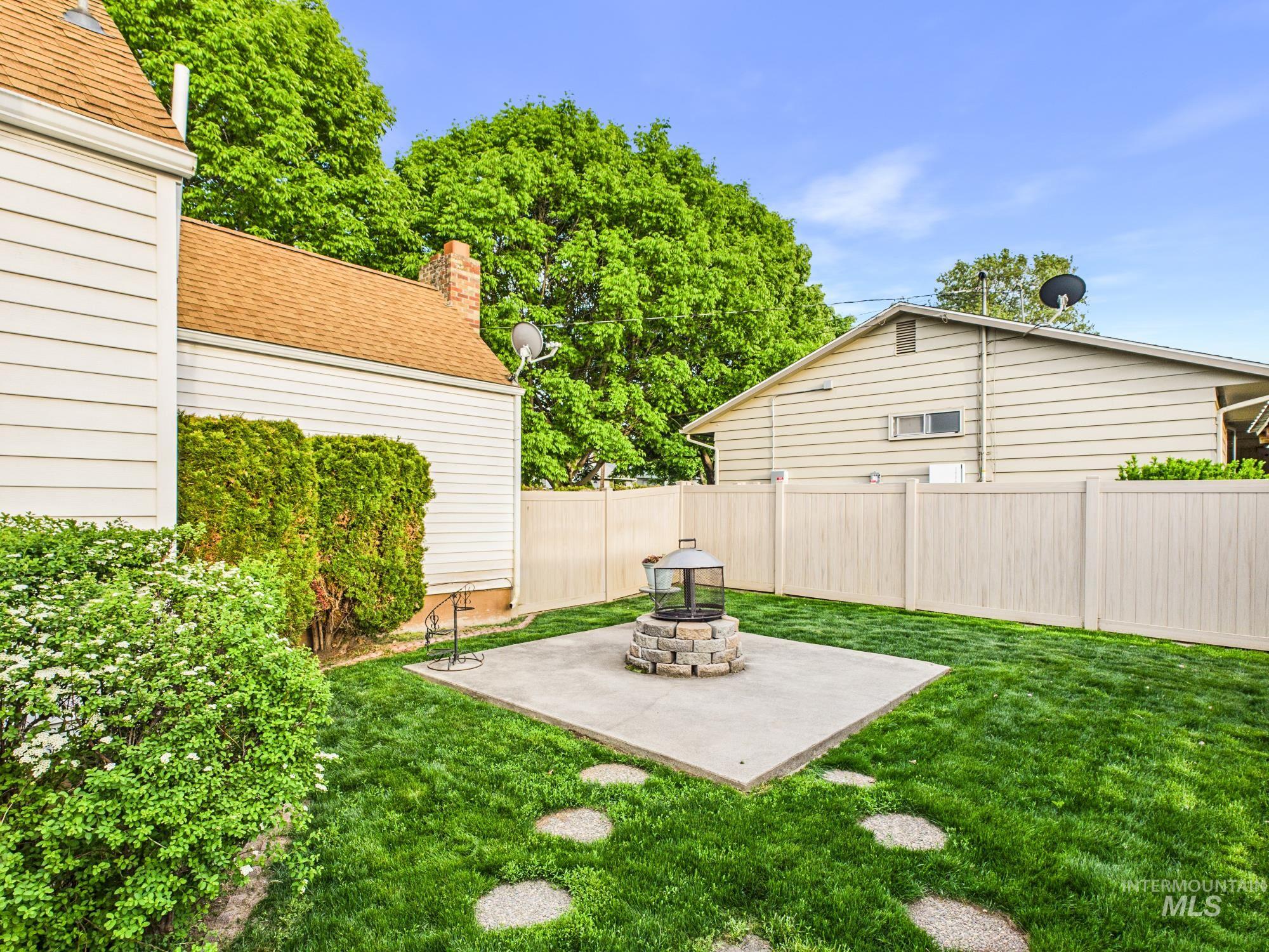 3422 6th St, Lewiston, Idaho 83501, 4 Bedrooms, 2 Bathrooms, Residential For Sale, Price $445,000,MLS 98985776