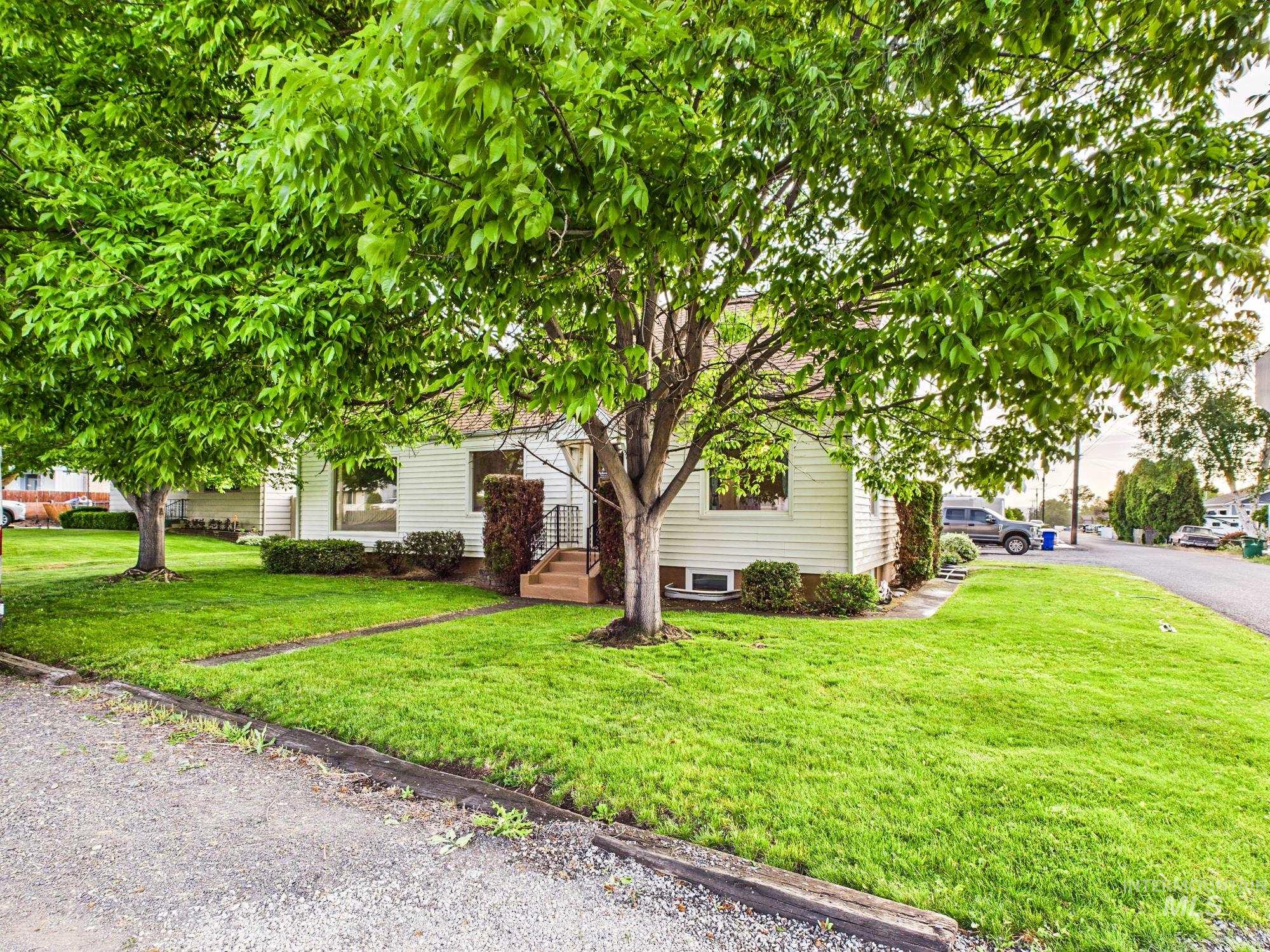 3422 6th St, Lewiston, Idaho 83501, 4 Bedrooms, 2 Bathrooms, Residential For Sale, Price $445,000,MLS 98985776