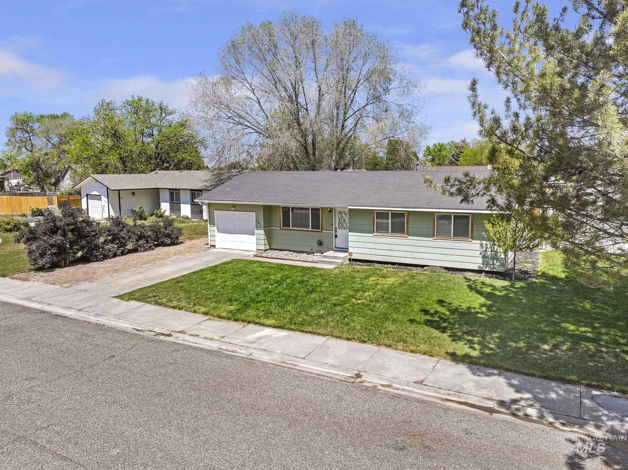104 Birchwood, Kimberly, Idaho 83341, 3 Bedrooms, 1 Bathroom, Residential For Sale, Price $285,000, 98985780
