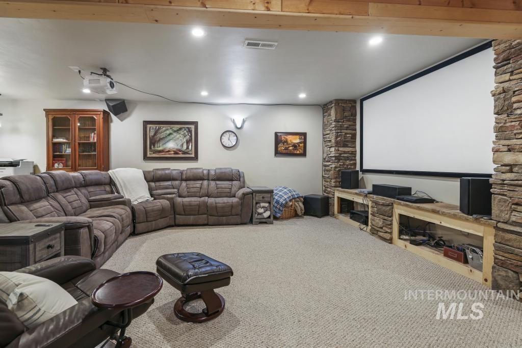 2097 E 2500 N, Twin Falls, Idaho 83301, 4 Bedrooms, 3 Bathrooms, Residential For Sale, Price $900,000,MLS 98985781