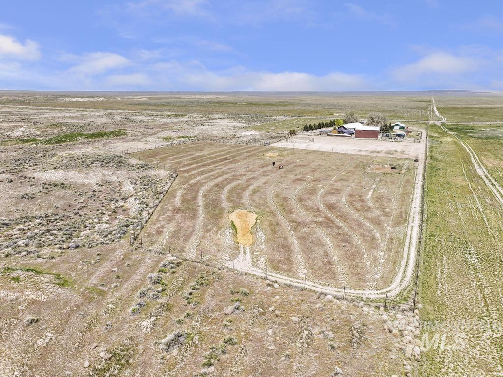 2097 E 2500 N, Twin Falls, Idaho 83301, 4 Bedrooms, 3 Bathrooms, Residential For Sale, Price $900,000,MLS 98985781