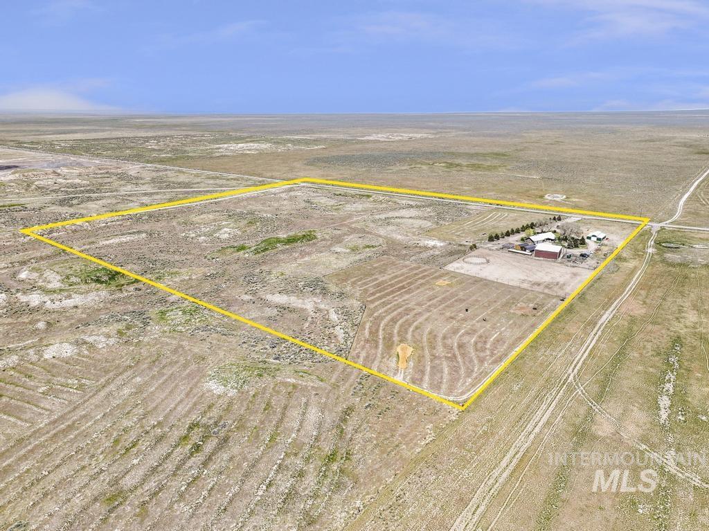 2097 E 2500 N, Twin Falls, Idaho 83301, 4 Bedrooms, 3 Bathrooms, Residential For Sale, Price $900,000,MLS 98985781