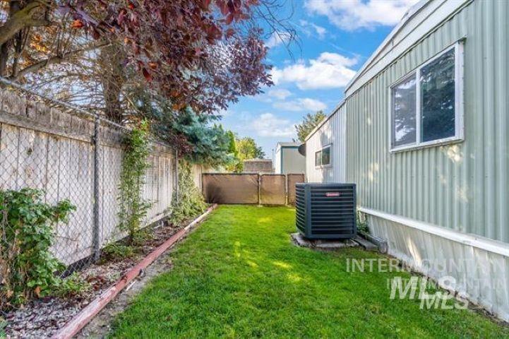 5262 N North Glen Lane, Boise, Idaho 83714-2341, 2 Bedrooms, 1 Bathroom, Residential For Sale, Price $75,000,MLS 98985782