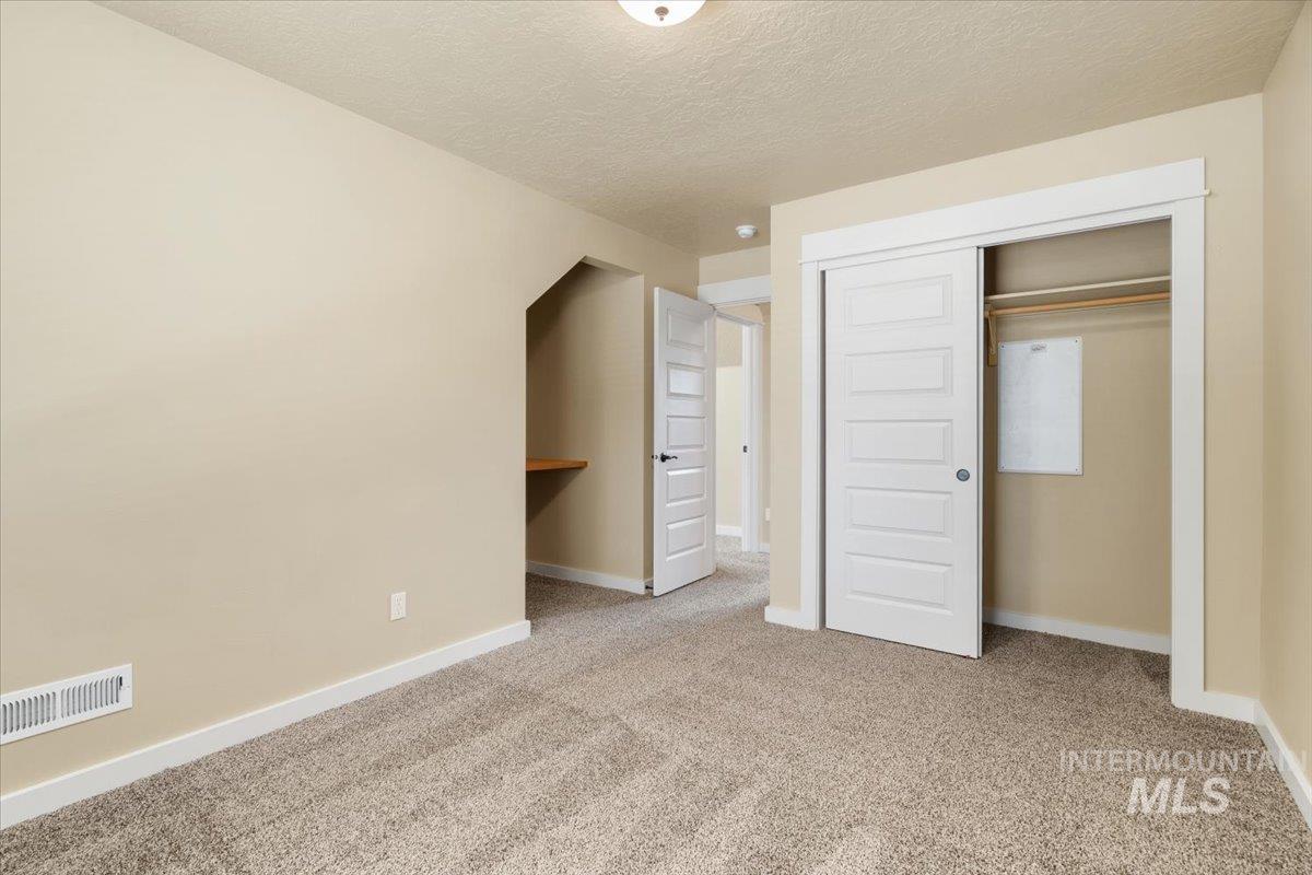 2763 E Deerhill Dr, Meridian, Idaho 83642, 3 Bedrooms, 2.5 Bathrooms, Residential For Sale, Price $495,000, 98985785