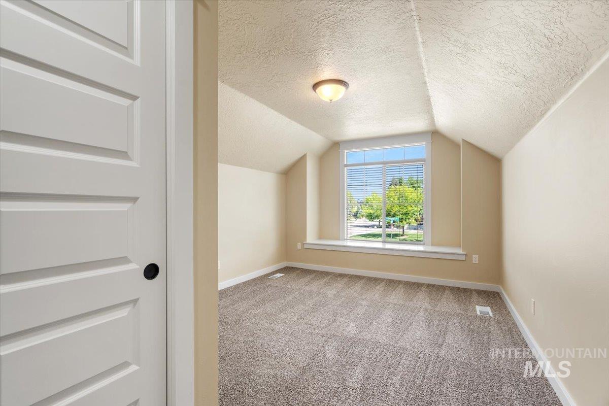 2763 E Deerhill Dr, Meridian, Idaho 83642, 3 Bedrooms, 2.5 Bathrooms, Residential For Sale, Price $495,000, 98985785