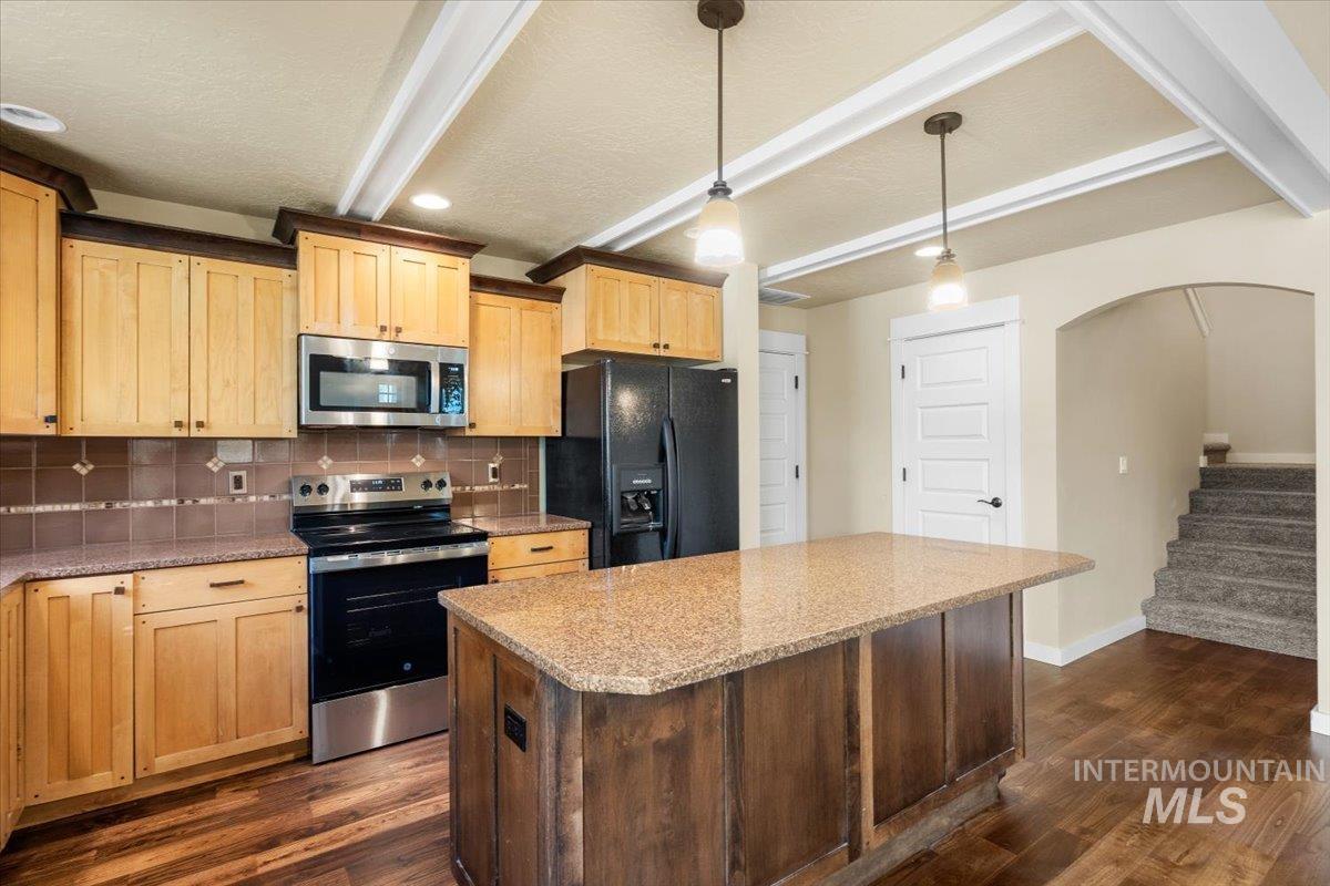 2763 E Deerhill Dr, Meridian, Idaho 83642, 3 Bedrooms, 2.5 Bathrooms, Residential For Sale, Price $495,000, 98985785