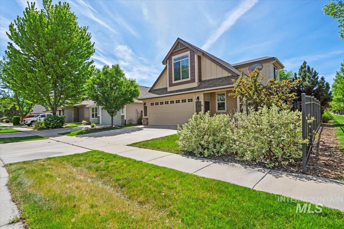 2763 E Deerhill Dr, Meridian, Idaho 83642, 3 Bedrooms, 2.5 Bathrooms, Residential For Sale, Price $495,000, 98985785