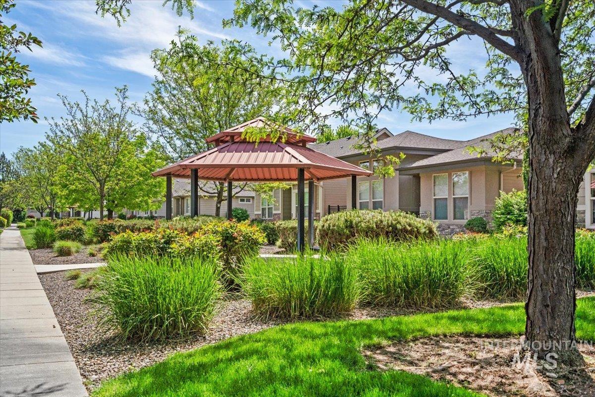 2763 E Deerhill Dr, Meridian, Idaho 83642, 3 Bedrooms, 2.5 Bathrooms, Residential For Sale, Price $495,000, 98985785