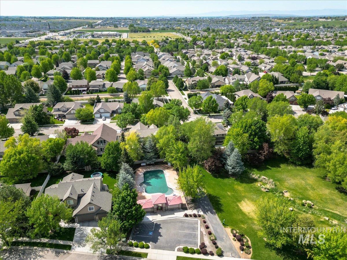2763 E Deerhill Dr, Meridian, Idaho 83642, 3 Bedrooms, 2.5 Bathrooms, Residential For Sale, Price $495,000, 98985785