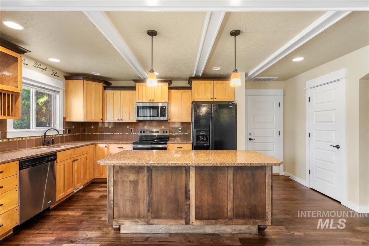2763 E Deerhill Dr, Meridian, Idaho 83642, 3 Bedrooms, 2.5 Bathrooms, Residential For Sale, Price $495,000, 98985785
