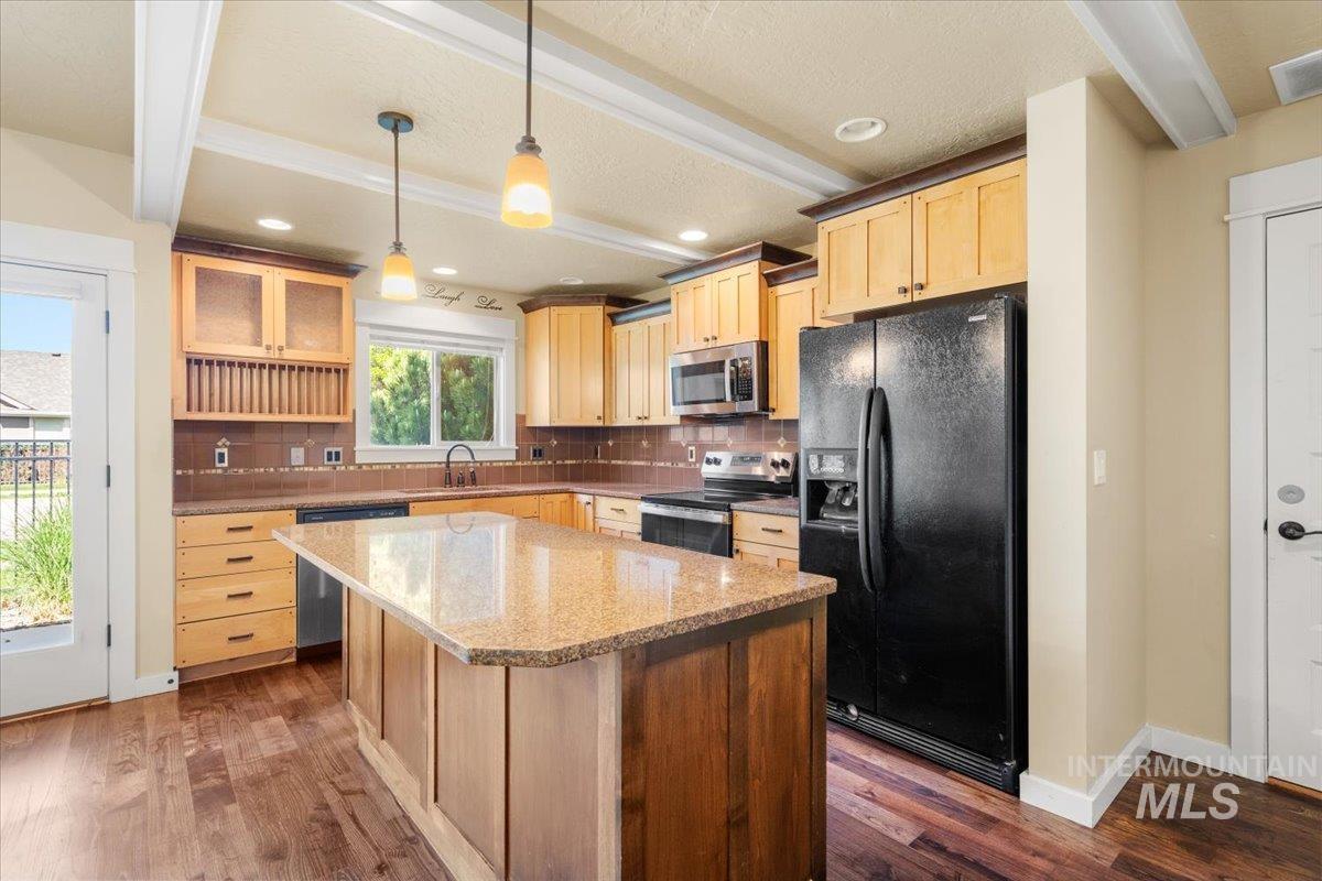 2763 E Deerhill Dr, Meridian, Idaho 83642, 3 Bedrooms, 2.5 Bathrooms, Residential For Sale, Price $495,000, 98985785