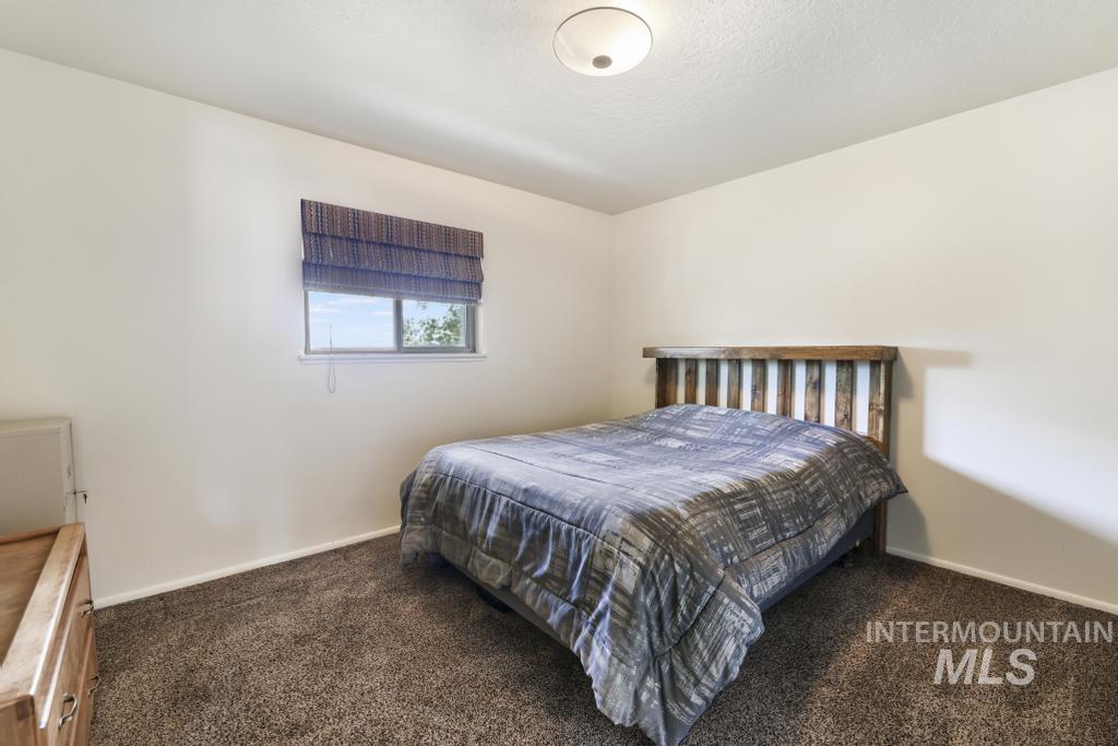 2148 Alta Vista Circle, Twin Falls, Idaho 83301, 4 Bedrooms, 2 Bathrooms, Residential For Sale, Price $390,000,MLS 98985787