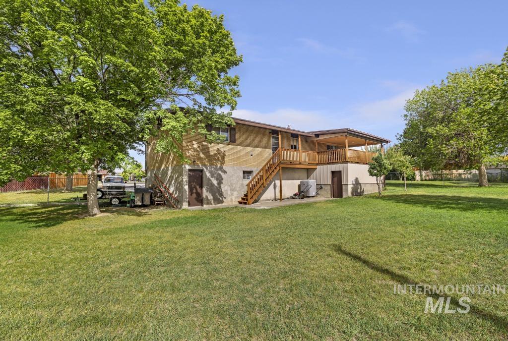 2148 Alta Vista Circle, Twin Falls, Idaho 83301, 4 Bedrooms, 2 Bathrooms, Residential For Sale, Price $390,000,MLS 98985787
