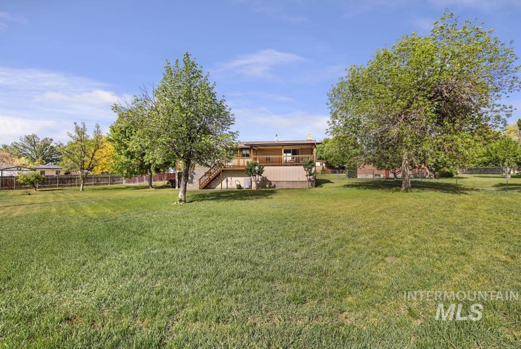 2148 Alta Vista Circle, Twin Falls, Idaho 83301, 4 Bedrooms, 2 Bathrooms, Residential For Sale, Price $390,000,MLS 98985787