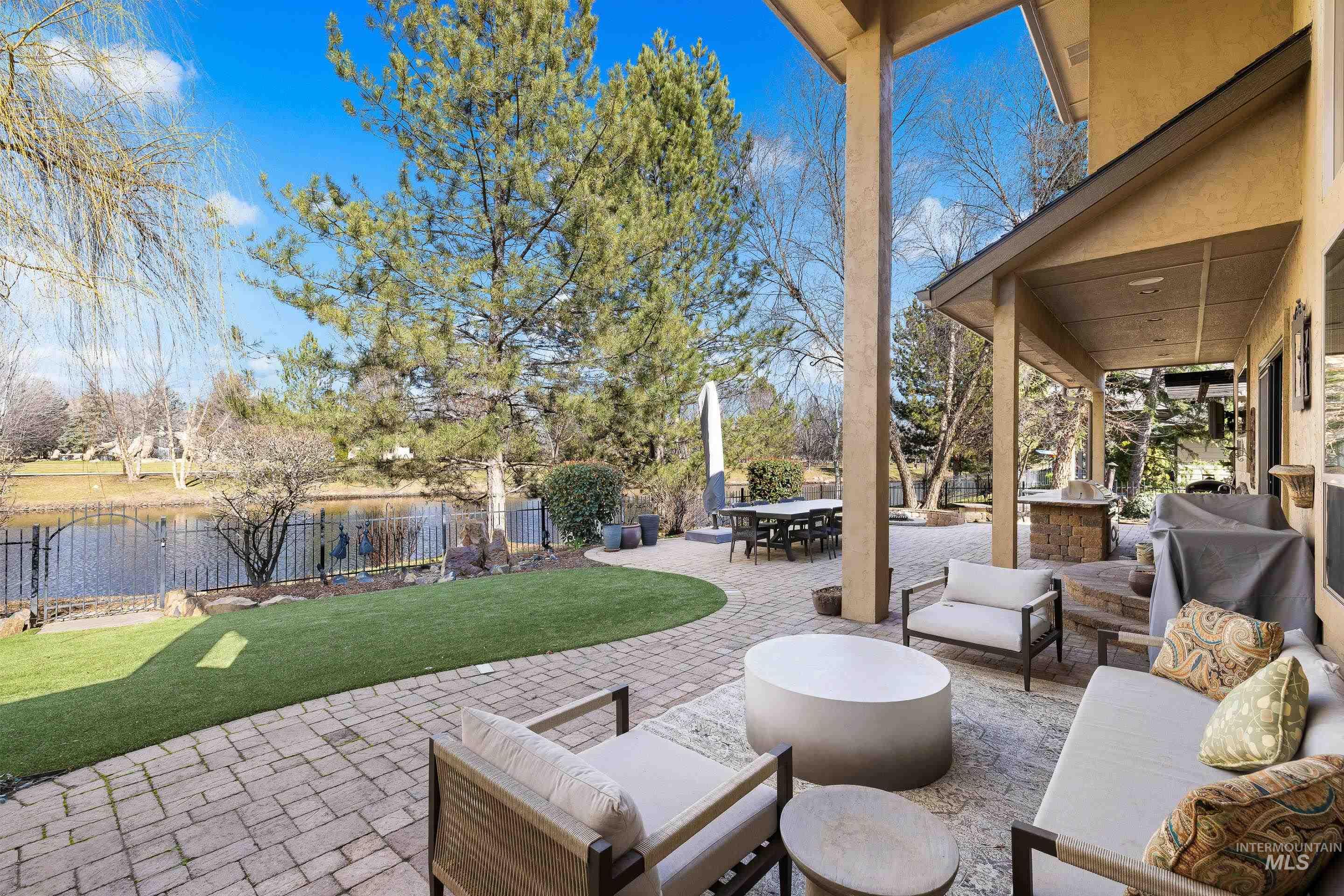 1166 E Rivers End Dr, Eagle, Idaho 83616, 4 Bedrooms, 3.5 Bathrooms, Residential For Sale, Price $1,724,900,MLS 98985788