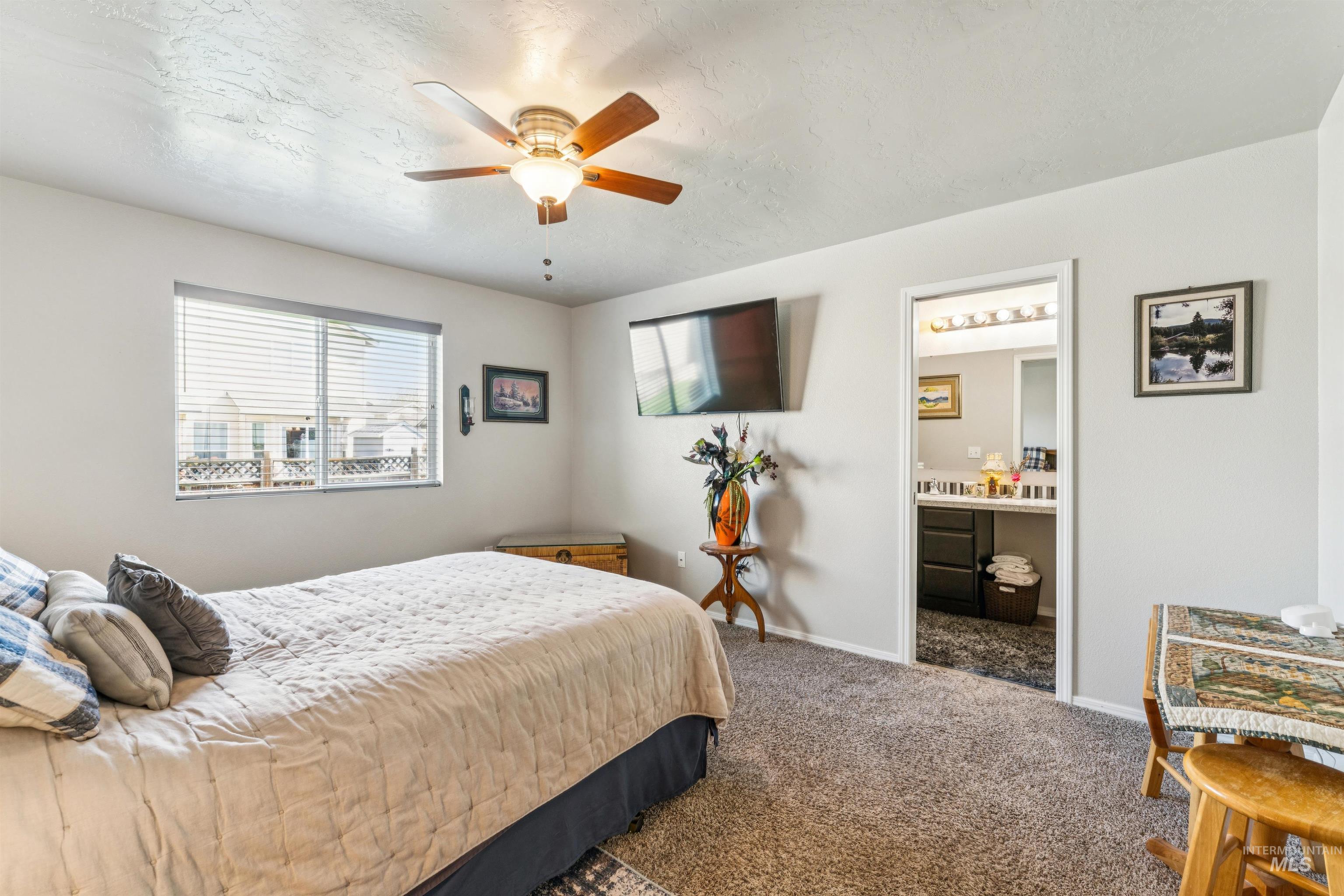 11670 Cambria St., Caldwell, Idaho 83605, 3 Bedrooms, 2 Bathrooms, Residential For Sale, Price $385,000,MLS 98985790
