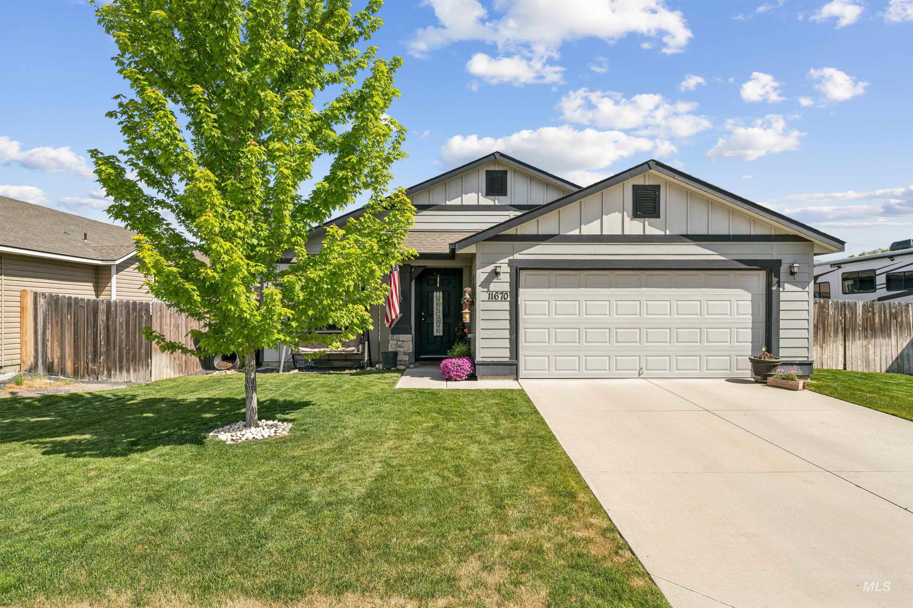 11670 Cambria St., Caldwell, Idaho 83605, 3 Bedrooms, 2 Bathrooms, Residential For Sale, Price $385,000,MLS 98985790