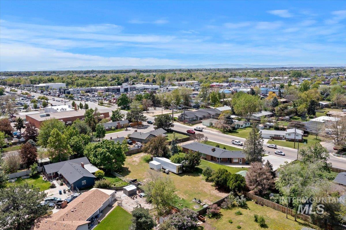 1810 N Maple Grove, Boise, Idaho 83704, 4 Bedrooms, 2.5 Bathrooms, Residential For Sale, Price $724,900,MLS 98985791