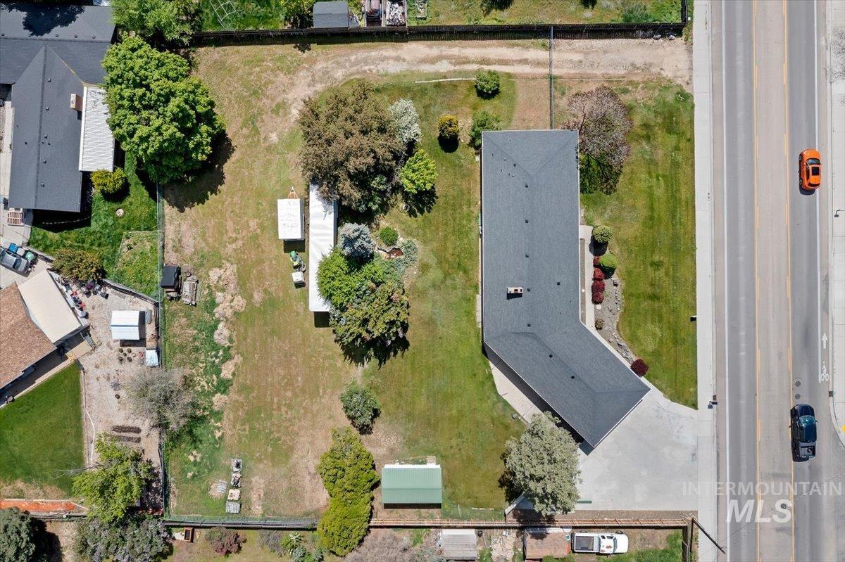 1810 N Maple Grove, Boise, Idaho 83704, 4 Bedrooms, 2.5 Bathrooms, Residential For Sale, Price $724,900,MLS 98985791