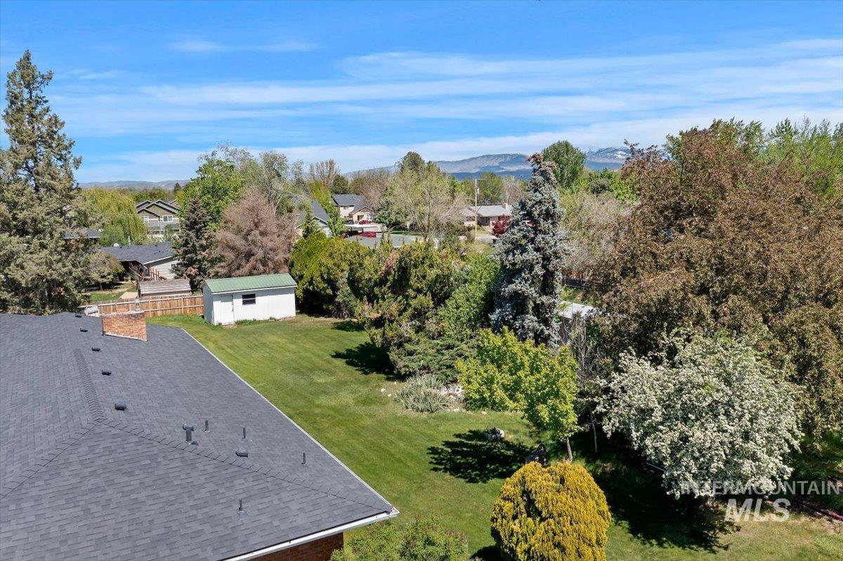 1810 N Maple Grove, Boise, Idaho 83704, 4 Bedrooms, 2.5 Bathrooms, Residential For Sale, Price $724,900,MLS 98985791