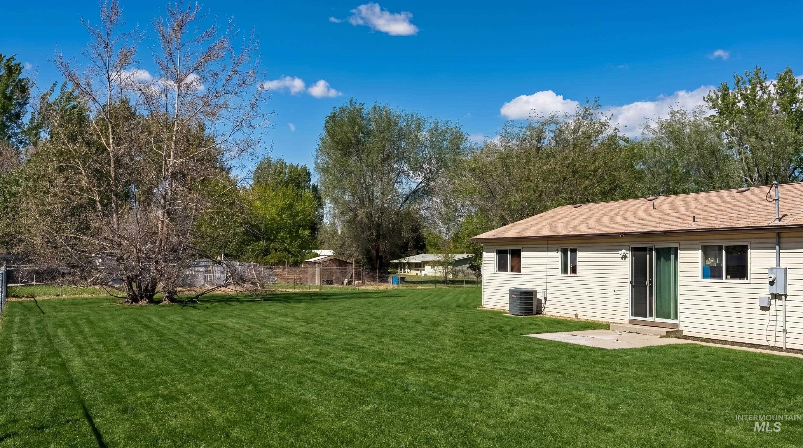 7011 S Southdale Ave, Boise, Idaho 83709, 3 Bedrooms, 1 Bathroom, Residential For Sale, Price $368,000,MLS 98985793