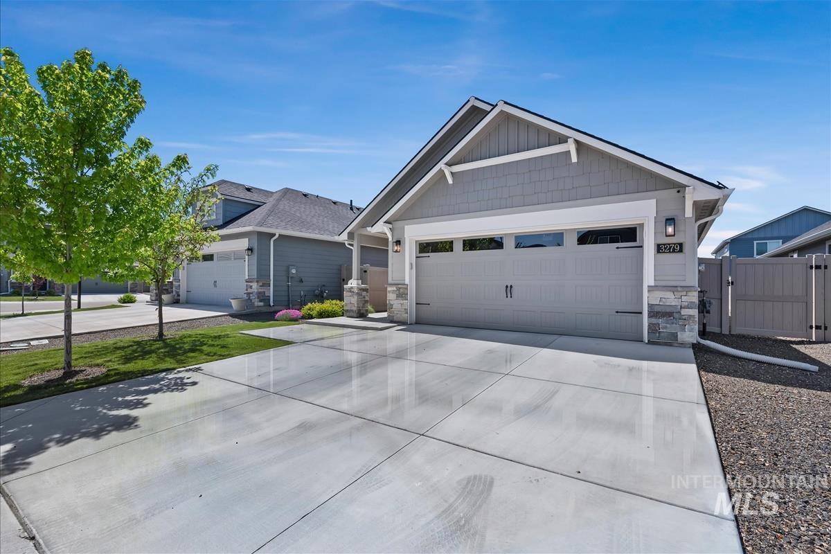 3279 NW 12th Ave, Meridian, Idaho 83646, 2 Bedrooms, 2 Bathrooms, Residential For Sale, Price $410,000,MLS 98985796