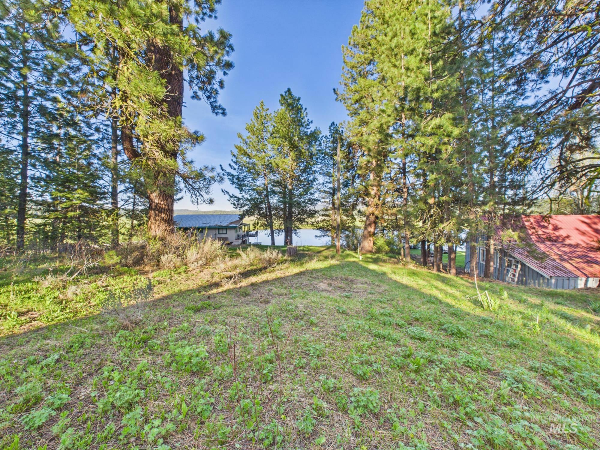4 Lem Ct, High Valley, Idaho 83611, 2 Bedrooms, 2 Bathrooms, Residential For Sale, Price $462,000, 98985799
