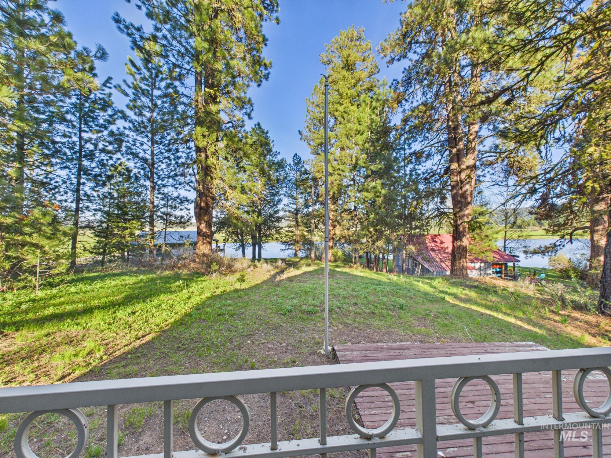 4 Lem Ct, High Valley, Idaho 83611, 2 Bedrooms, 2 Bathrooms, Residential For Sale, Price $485,000,MLS 98985799