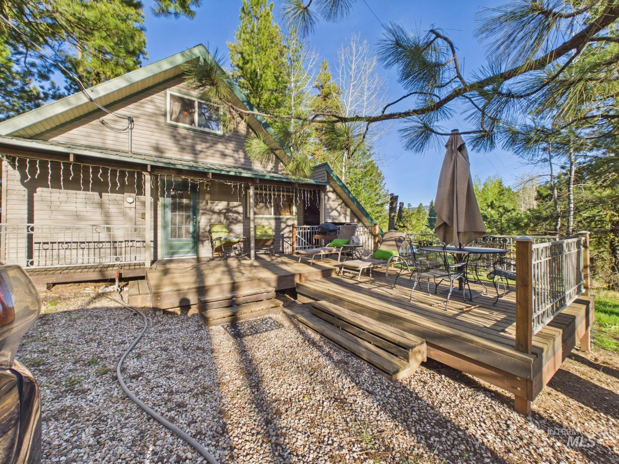 4 Lem Ct, High Valley, Idaho 83611, 2 Bedrooms, 2 Bathrooms, Residential For Sale, Price $462,000, 98985799