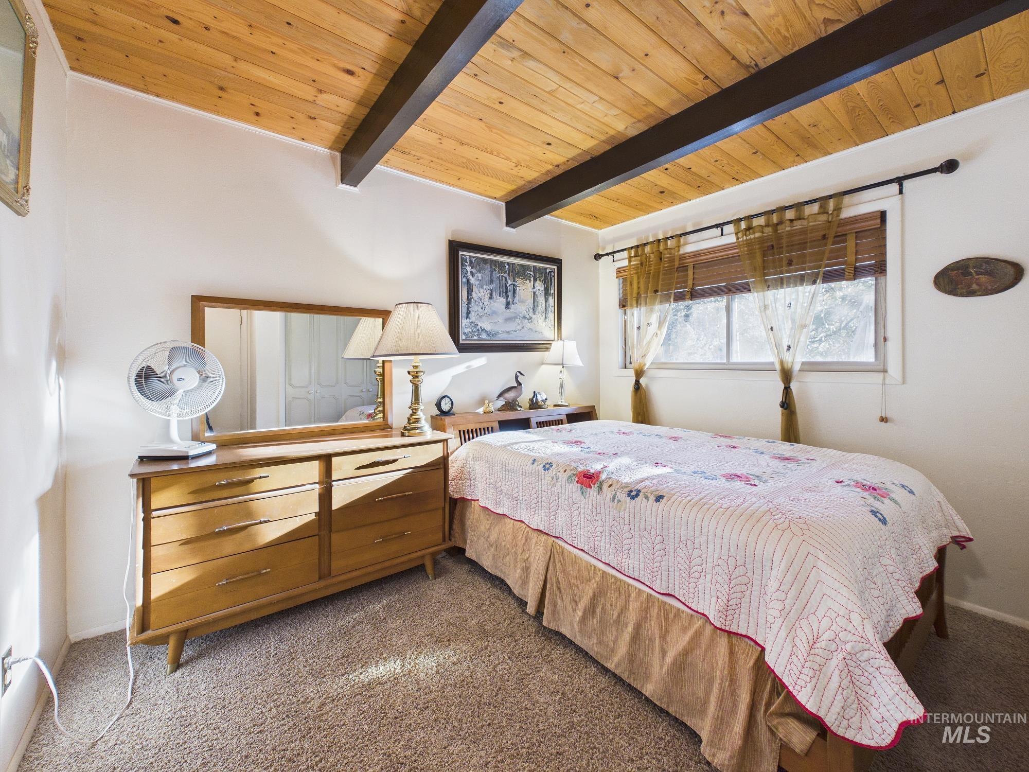 4 Lem Ct, High Valley, Idaho 83611, 2 Bedrooms, 2 Bathrooms, Residential For Sale, Price $462,000, 98985799