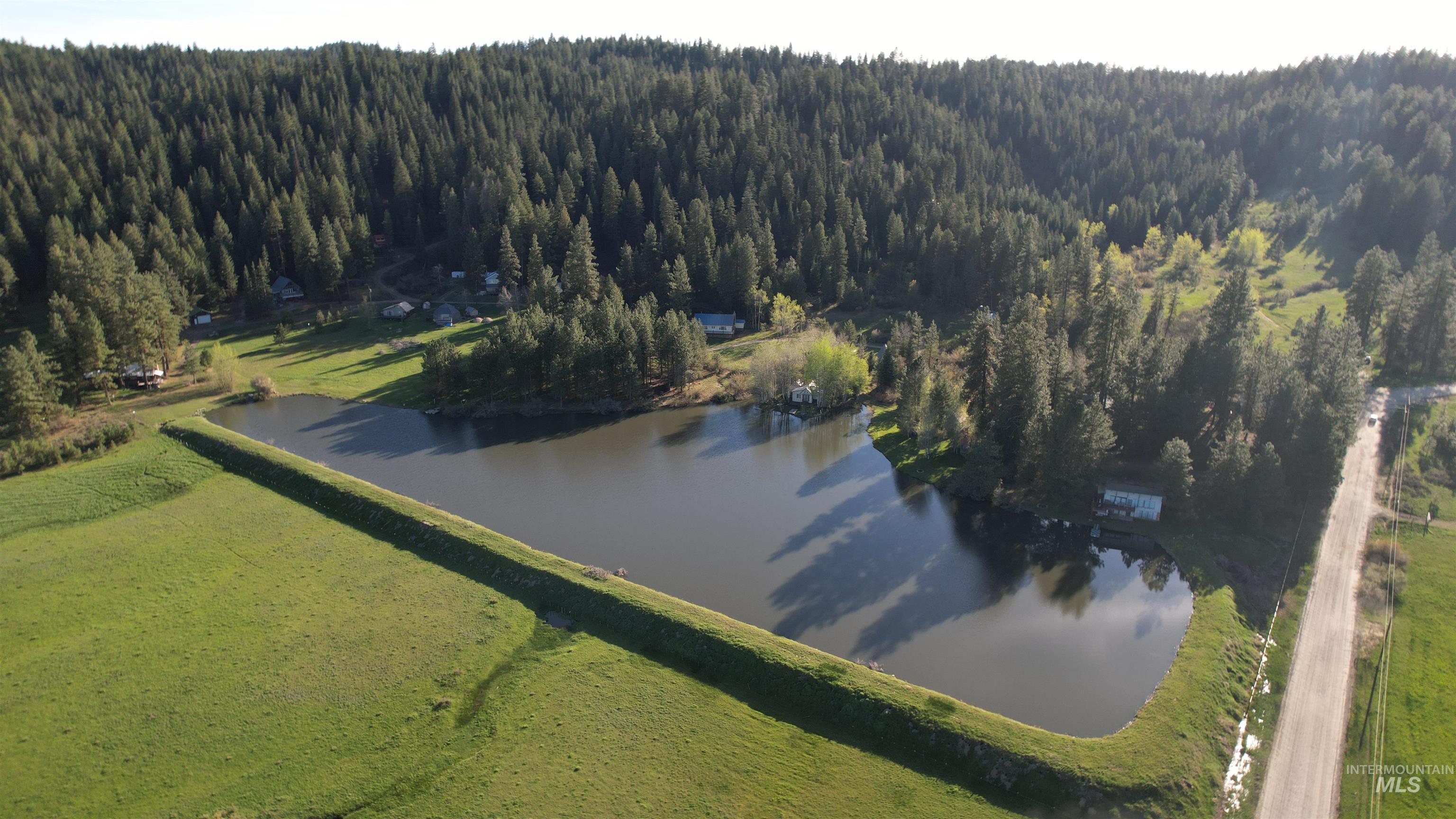 4 Lem Ct, High Valley, Idaho 83611, 2 Bedrooms, 2 Bathrooms, Residential For Sale, Price $485,000, 98985799