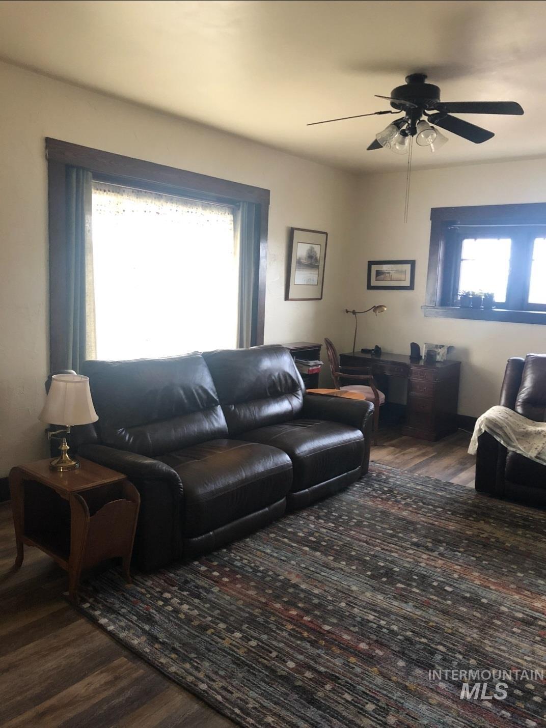 222 N 9TH, Buhl, Idaho 83316, 3 Bedrooms, 3 Bathrooms, Residential For Sale, Price $374,000,MLS 98985802