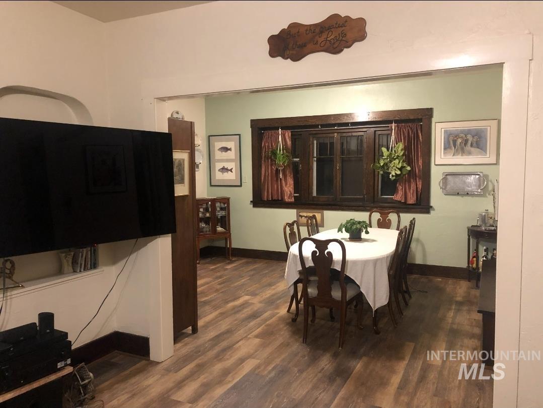 222 N 9TH, Buhl, Idaho 83316, 3 Bedrooms, 3 Bathrooms, Residential For Sale, Price $374,000,MLS 98985802