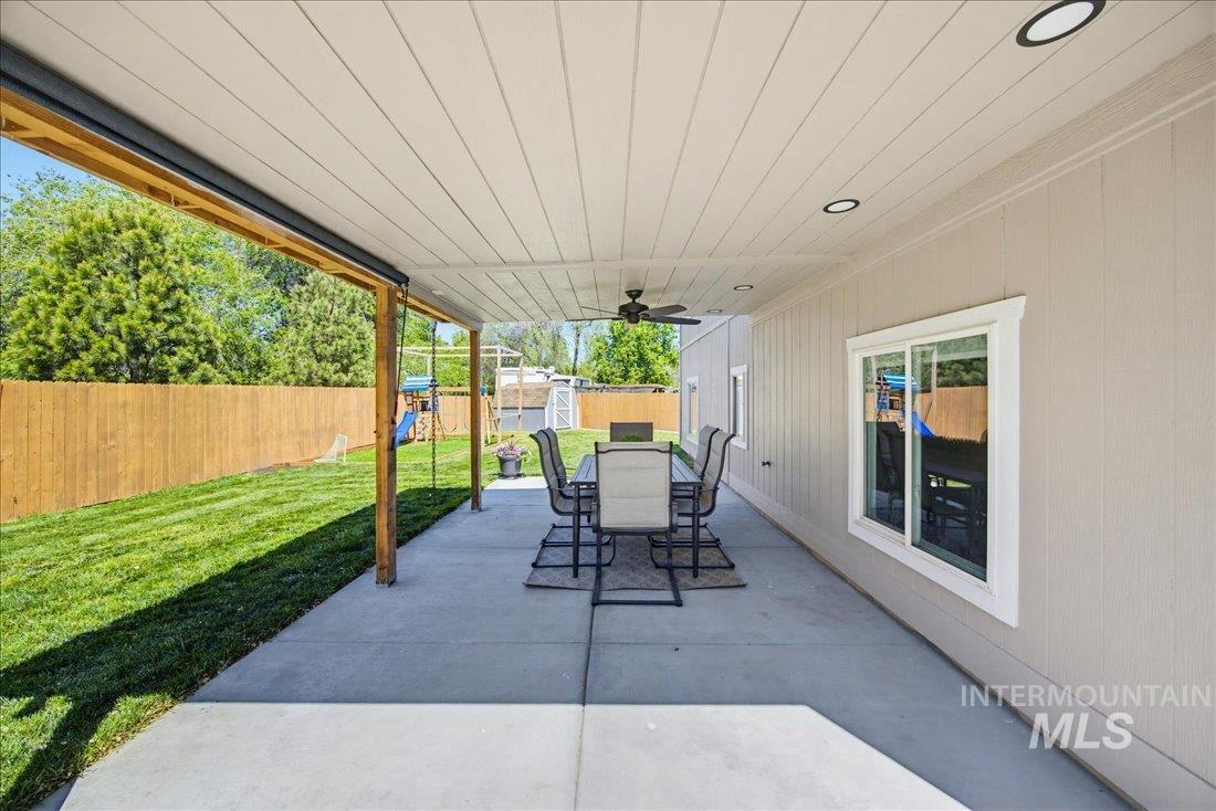 2497 S Almador Way, Boise, Idaho 83705, 4 Bedrooms, 2 Bathrooms, Residential For Sale, Price $430,000,MLS 98985805