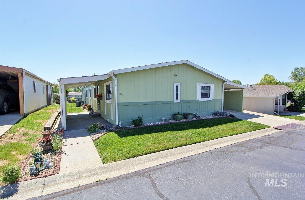1097 W Flamingo Avenue, Nampa, Idaho 83651, 3 Bedrooms, 2 Bathrooms, Residential For Sale, Price $179,900,MLS 98985810