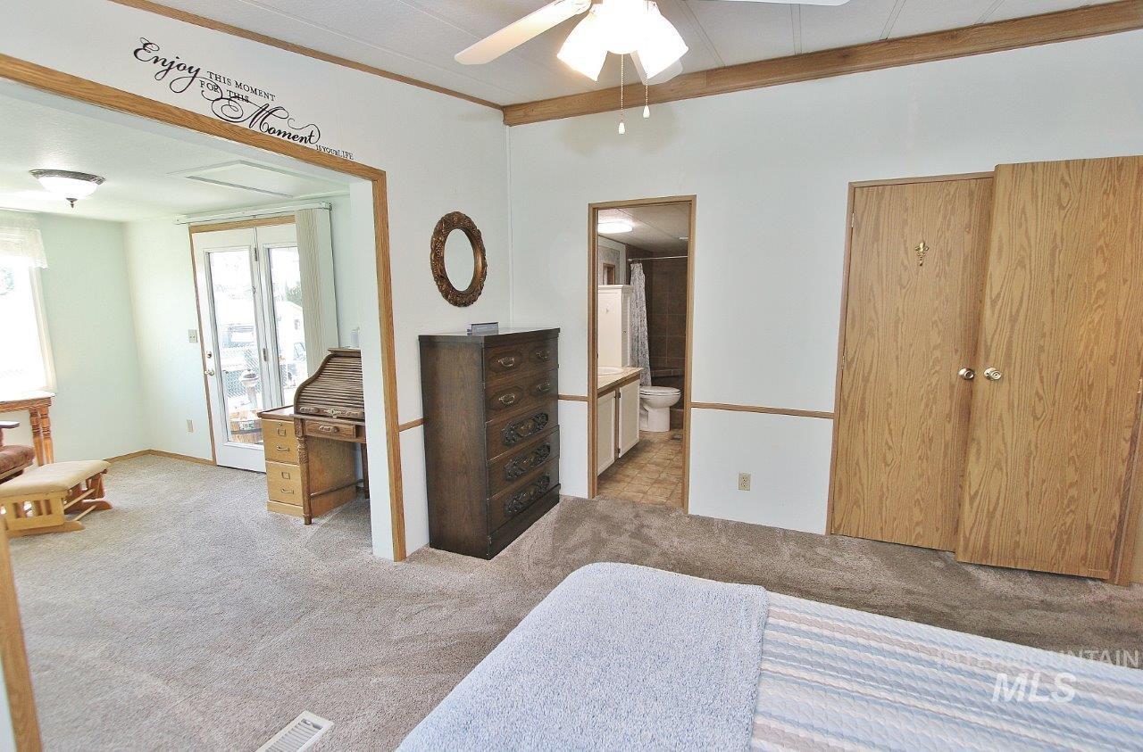 1097 W Flamingo Avenue, Nampa, Idaho 83651, 3 Bedrooms, 2 Bathrooms, Residential For Sale, Price $179,900,MLS 98985810