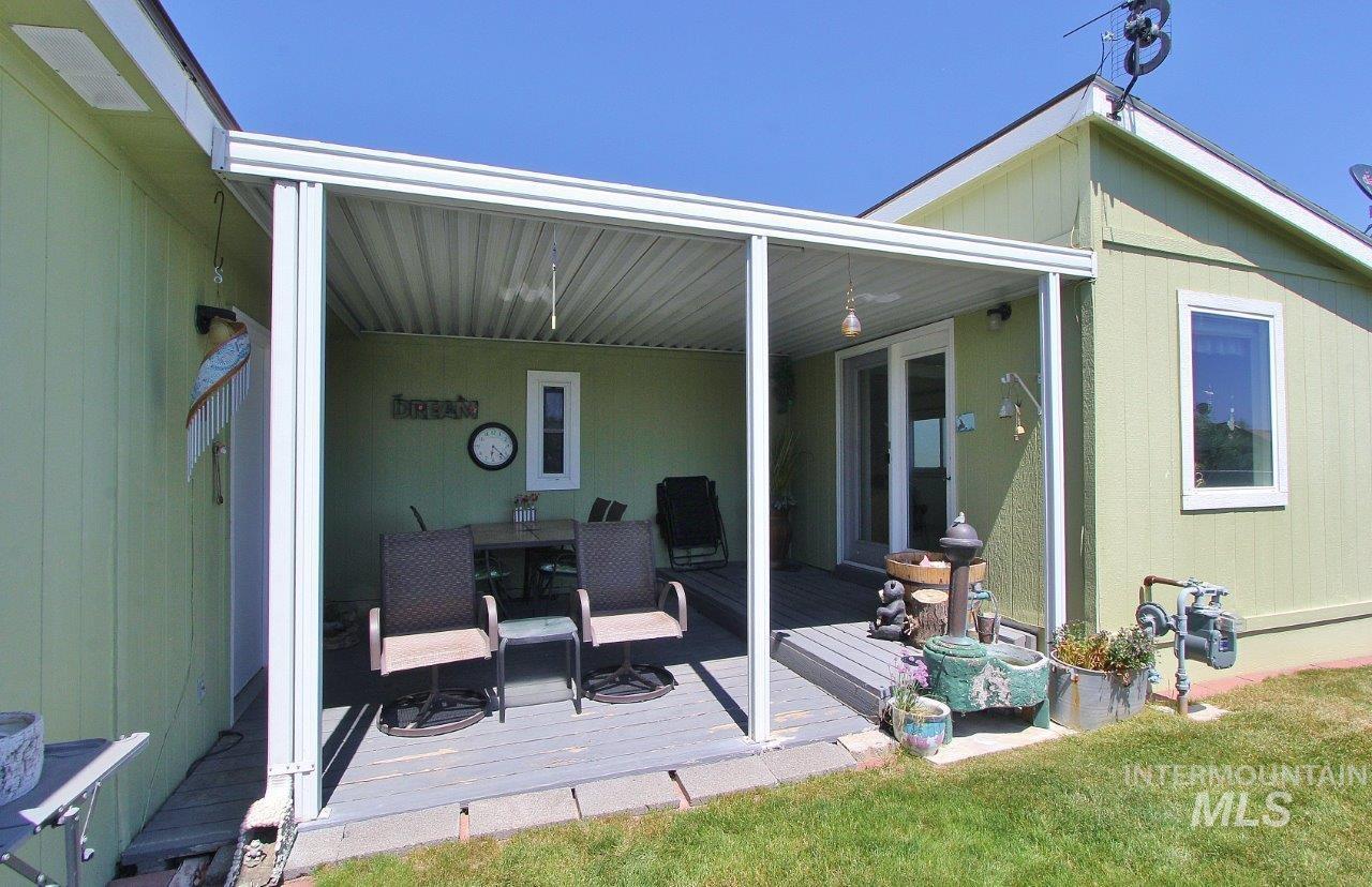 1097 W Flamingo Avenue, Nampa, Idaho 83651, 3 Bedrooms, 2 Bathrooms, Residential For Sale, Price $179,900,MLS 98985810