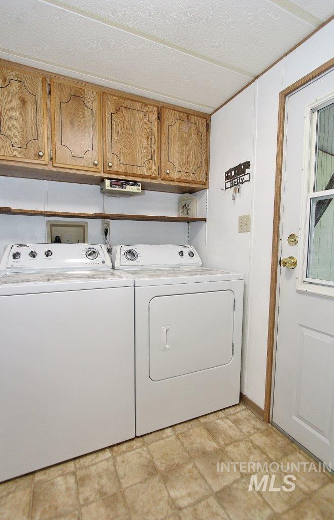 1097 W Flamingo Avenue, Nampa, Idaho 83651, 3 Bedrooms, 2 Bathrooms, Residential For Sale, Price $179,900,MLS 98985810