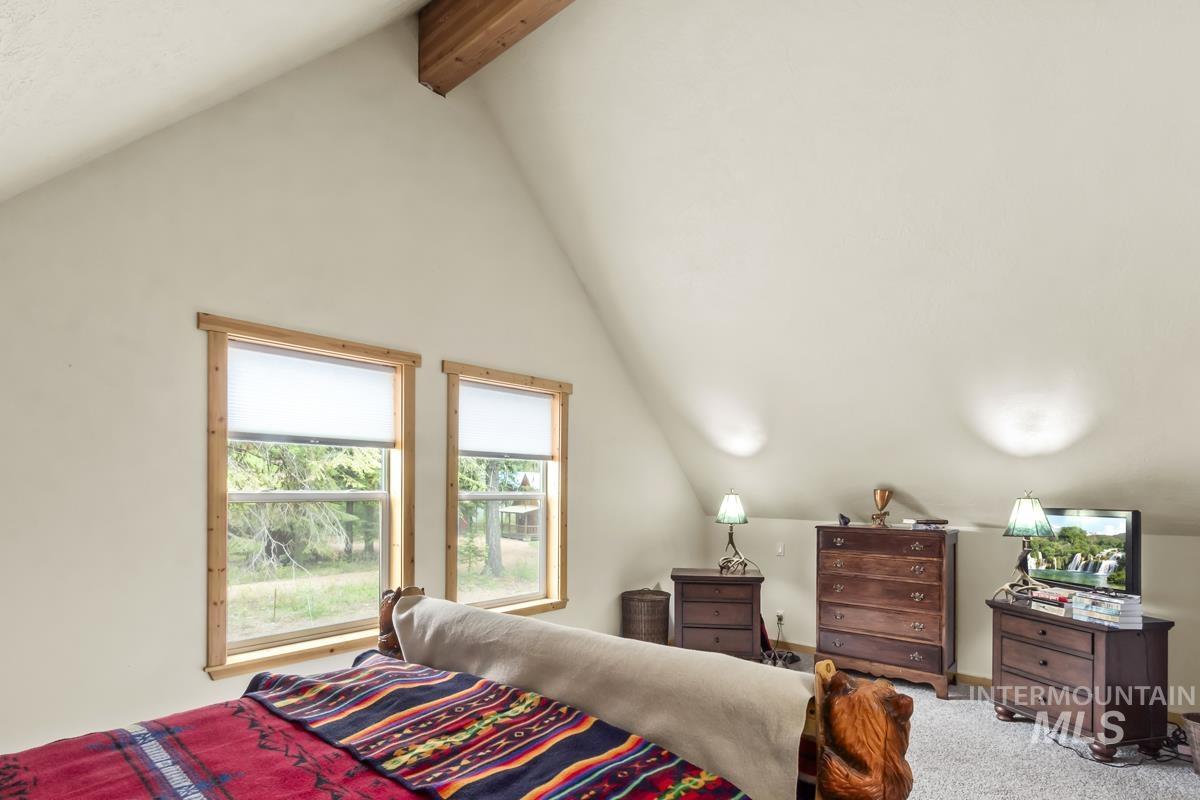 12824 Hereford Road, Donnelly, Idaho 83615, 3 Bedrooms, 2 Bathrooms, Residential For Sale, Price $950,000,MLS 98985812
