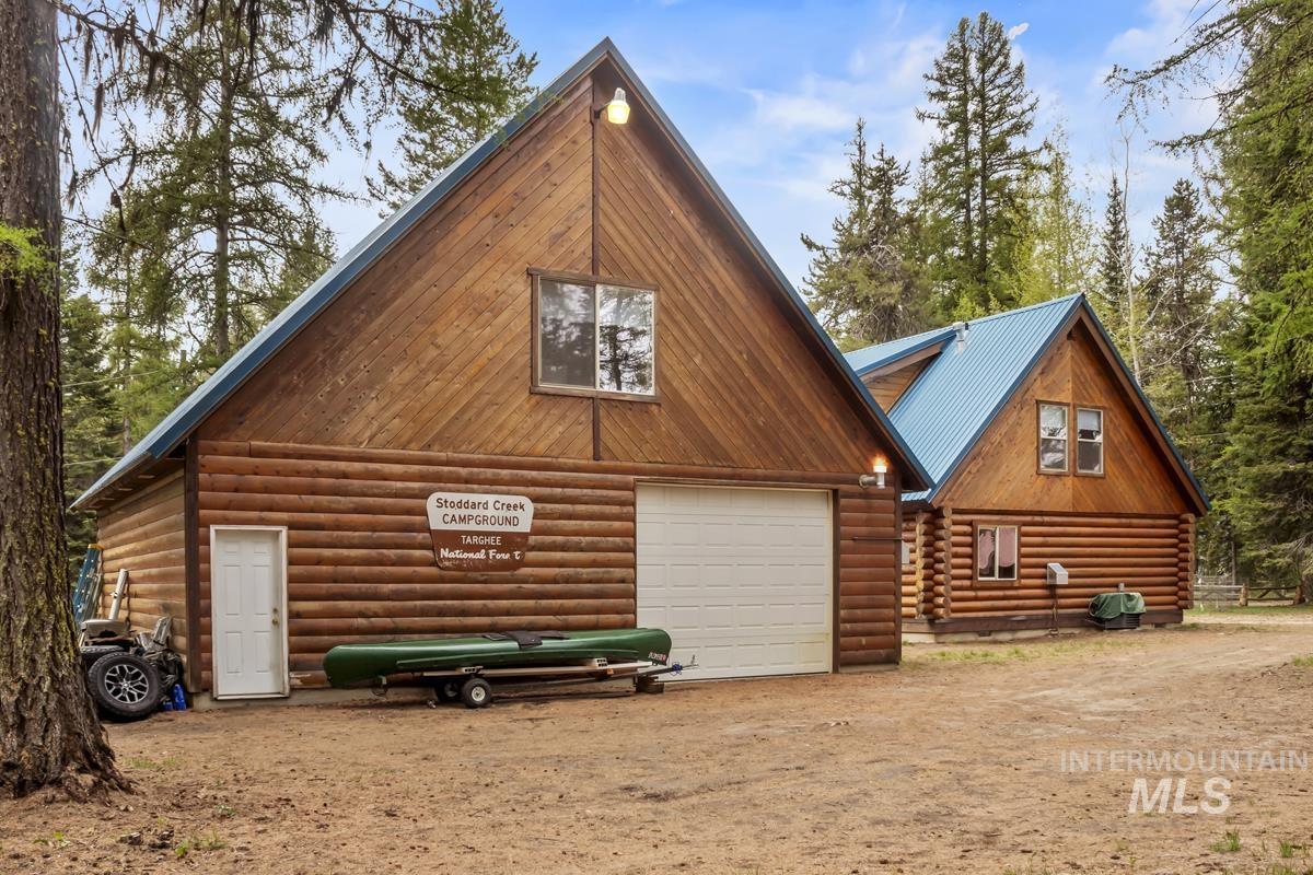 12824 Hereford Road, Donnelly, Idaho 83615, 3 Bedrooms, 2 Bathrooms, Residential For Sale, Price $950,000,MLS 98985812